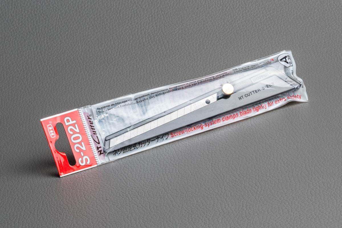 Foto1: NT-Cutter S-202P