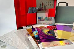 Foto2: ASLAN Boardbox – Präsentationsbox mit über 30 hochwertigen Selbstklebefolien und Zubehör