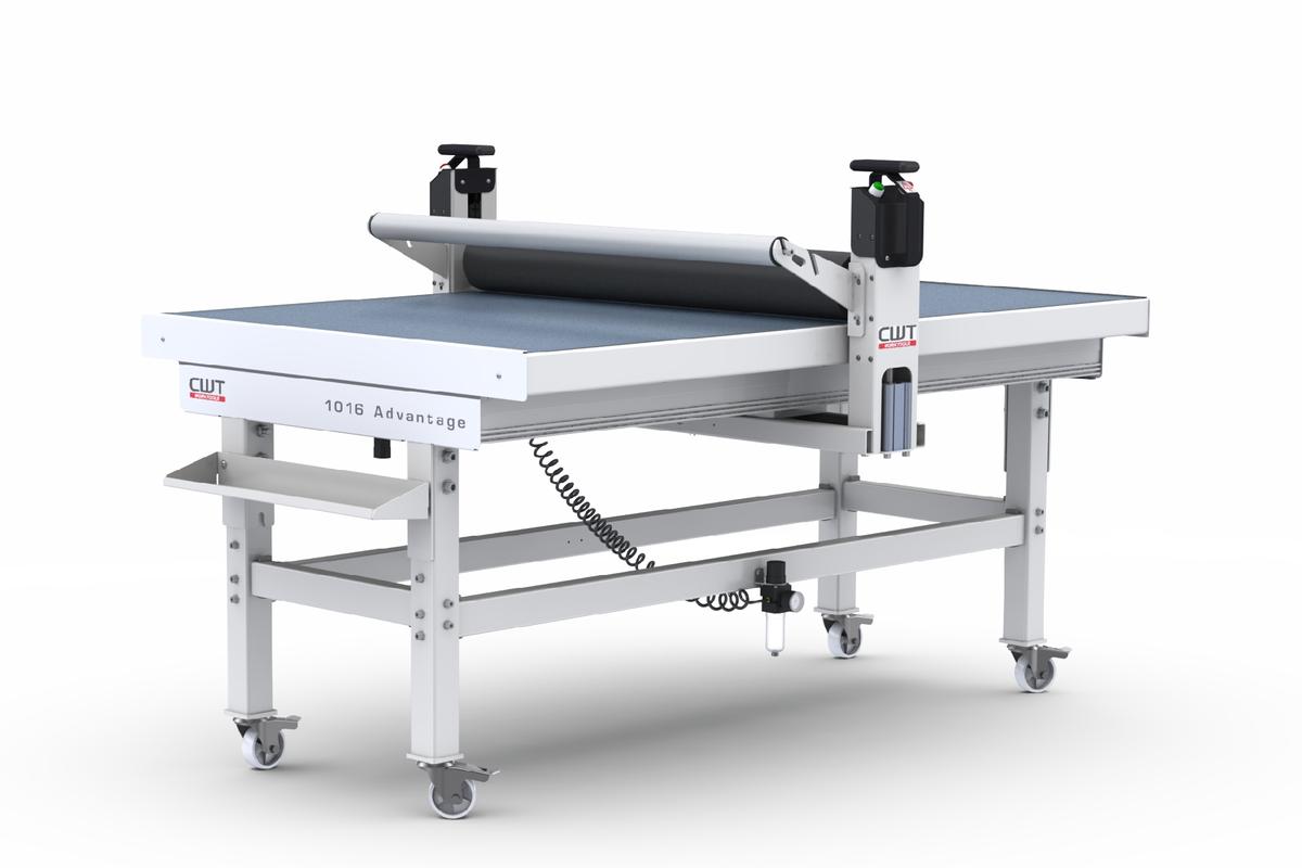 Foto1: CWT 1016 Advantage Flatbed Applicator - 990 x 1640 mm