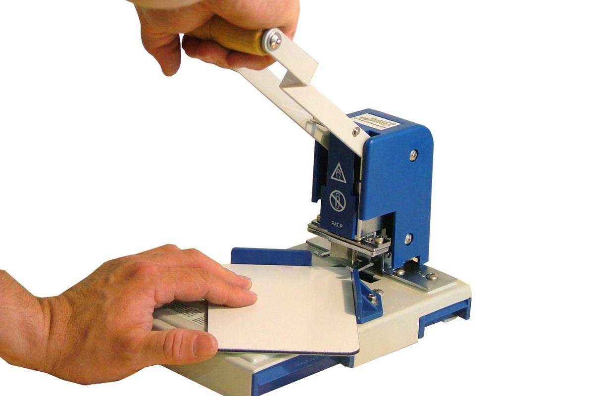 Foto1: Yellotools EasyEdge inkl. R6