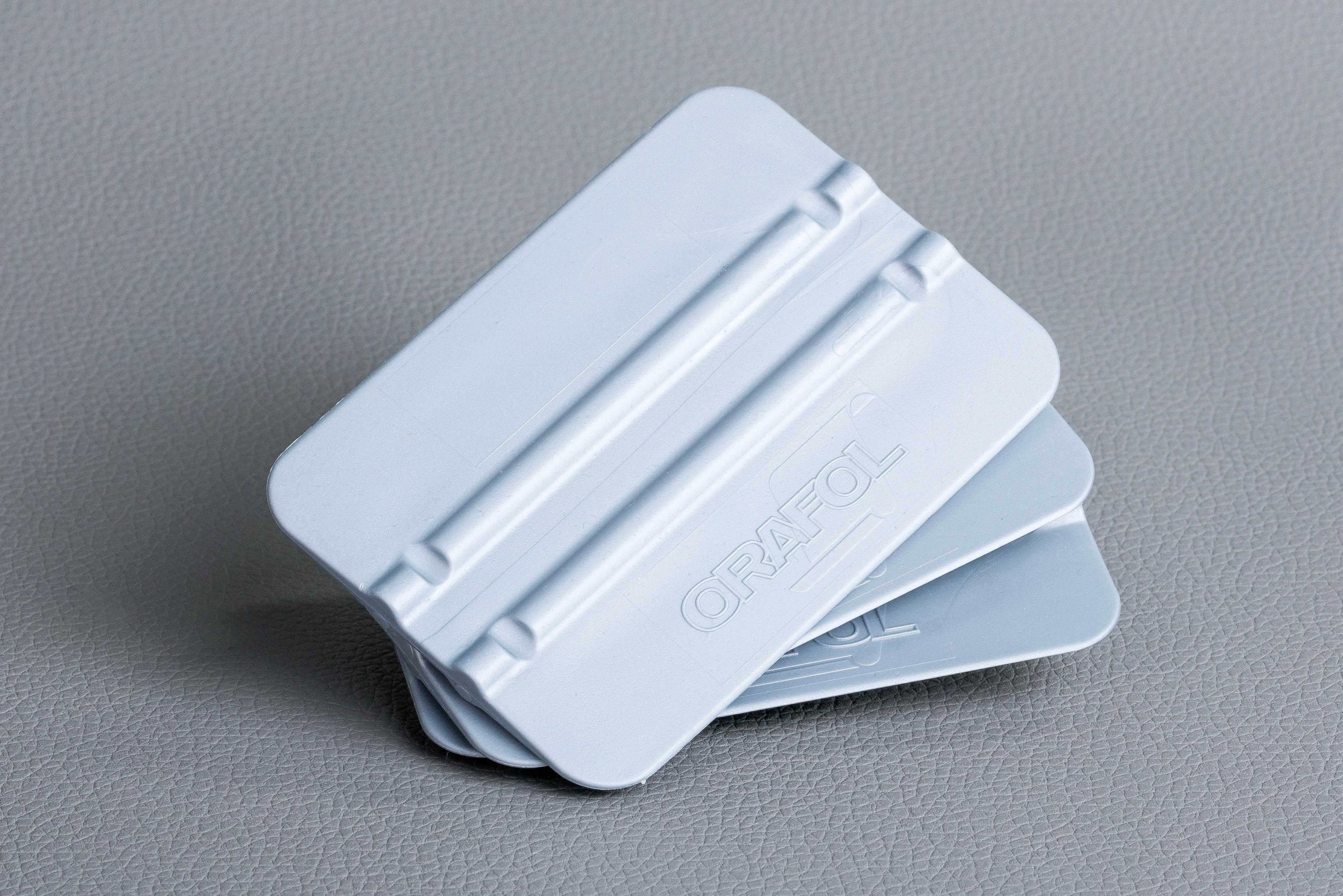 Foto: Orafol Rakel Squeegee grey plastic - 7 x 10 cm