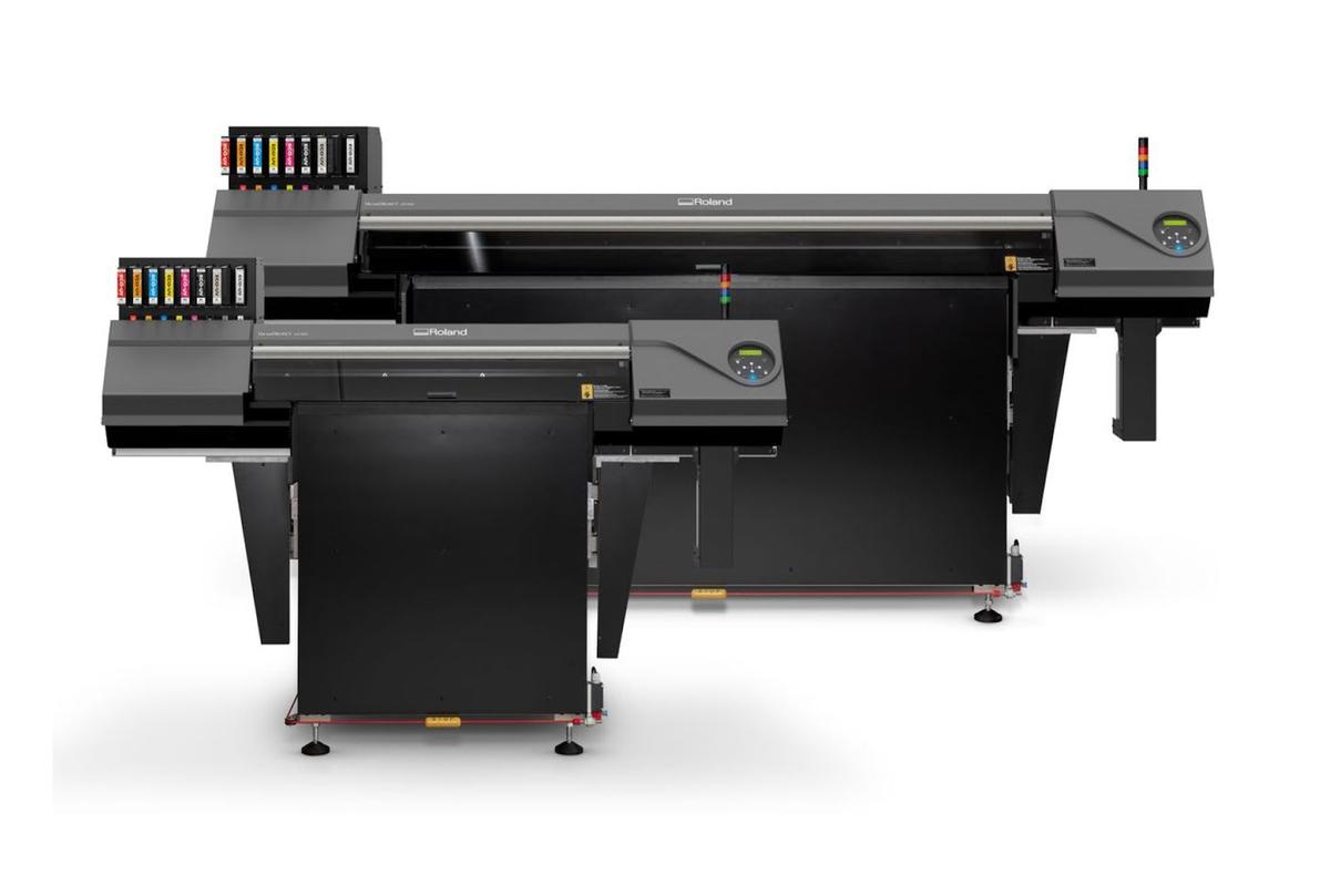 Foto1: Roland VersaOBJECT CO-640i-F3 Flachbett-UV-Drucker