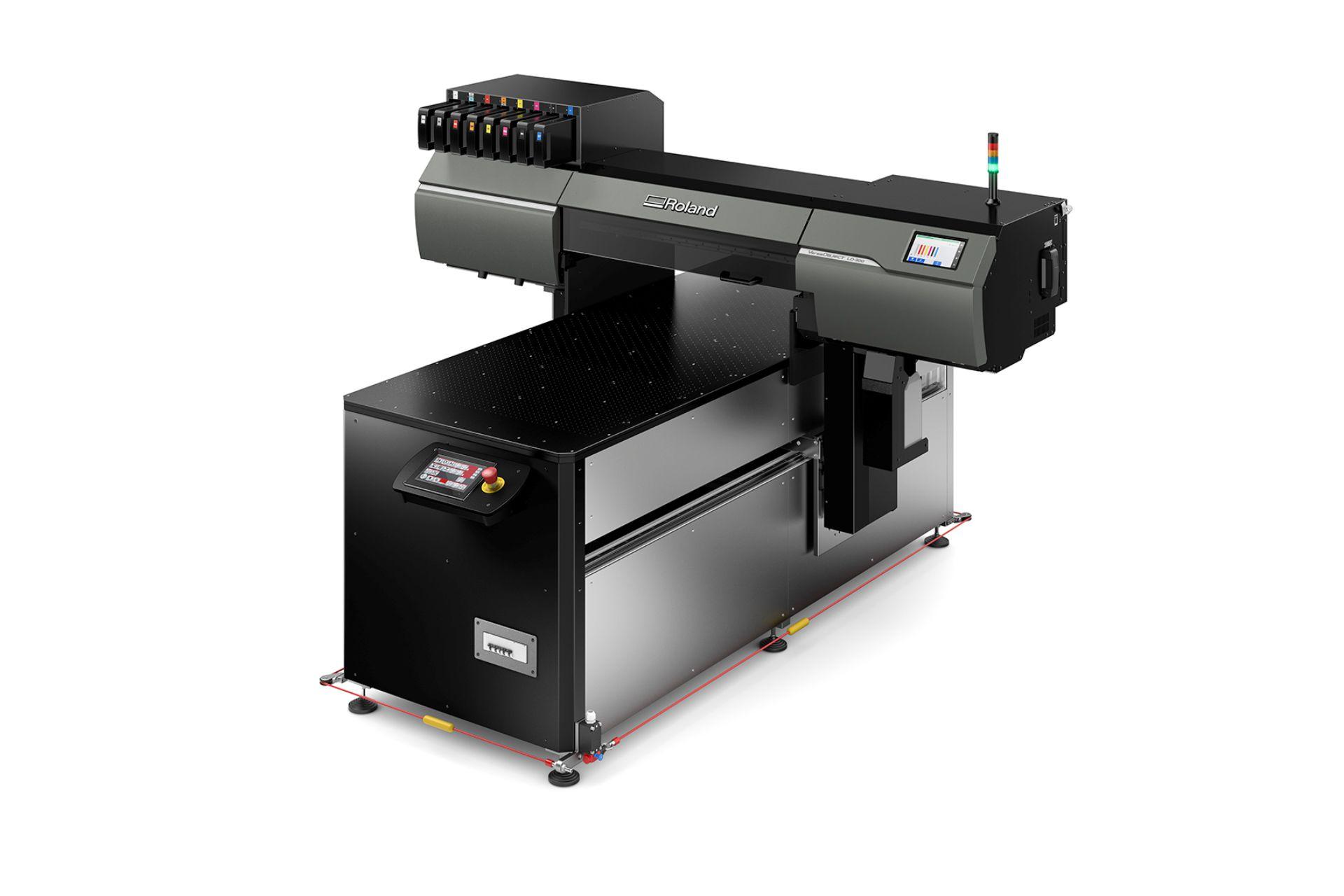Foto: Roland VersaOBJECT LO-300-F2 762 mm Flachbett-UV-Drucker + ASB