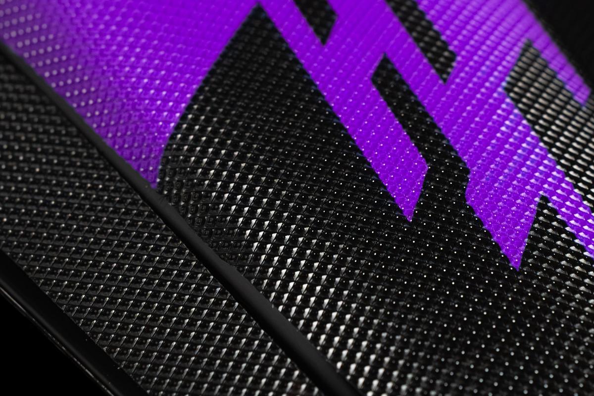 Foto1: TITAN Armor VIPER 450 Strukturlaminat Pyramide - 137 cm