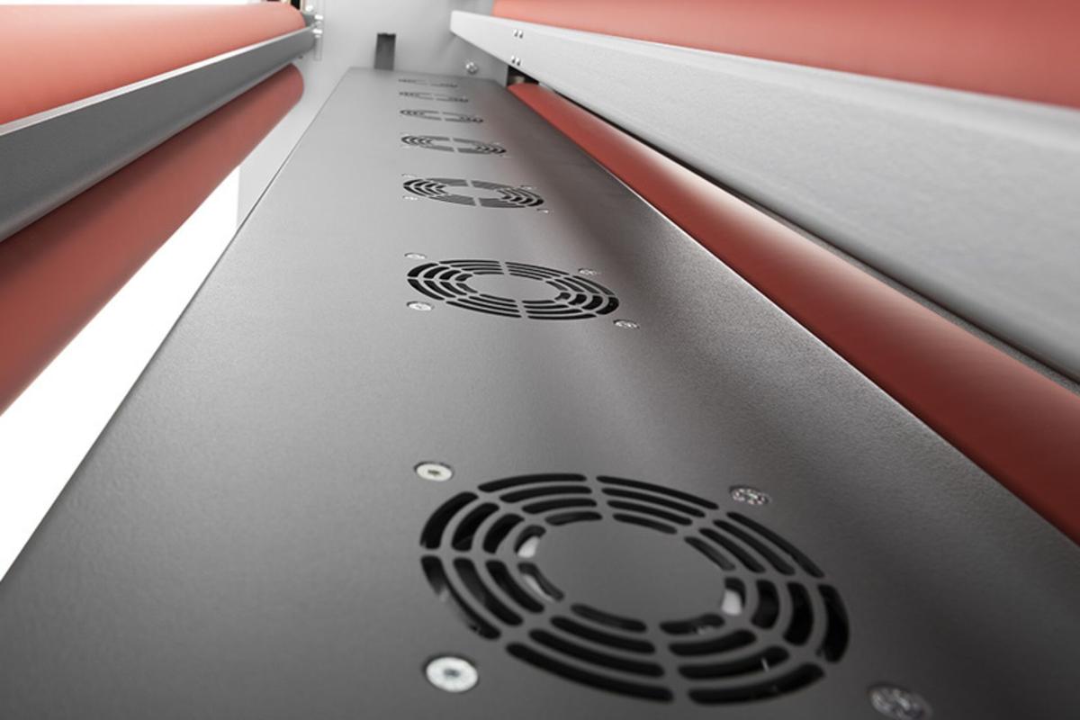 Foto1: Flexa Easy Plus Vacuum table complete with fans