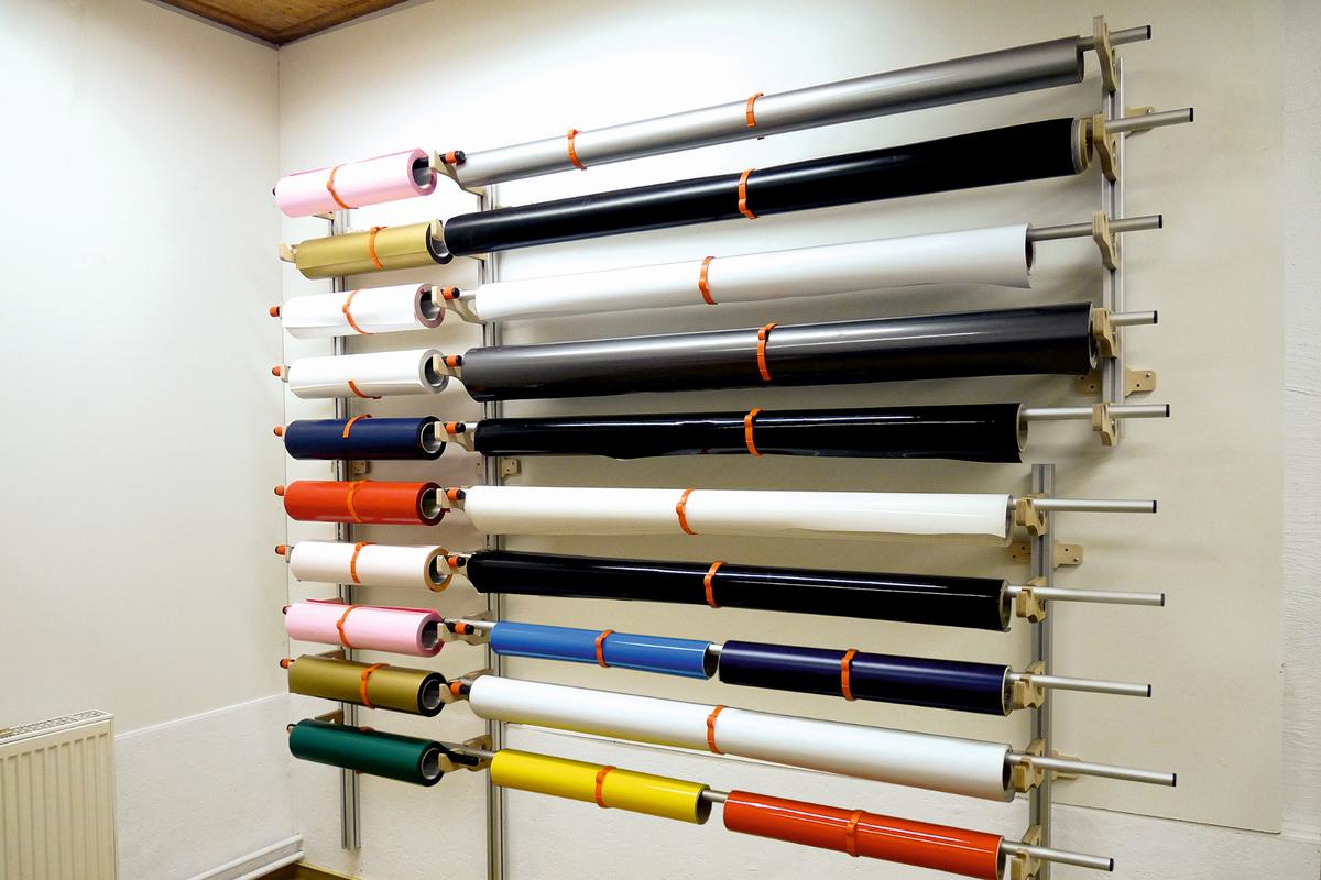 Foto1: Yellotools VertiGo Mainframe / anpassbares Folienlagerungssystem - 1,5 m